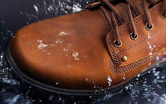 Waterproofing shoe leather nanoCare